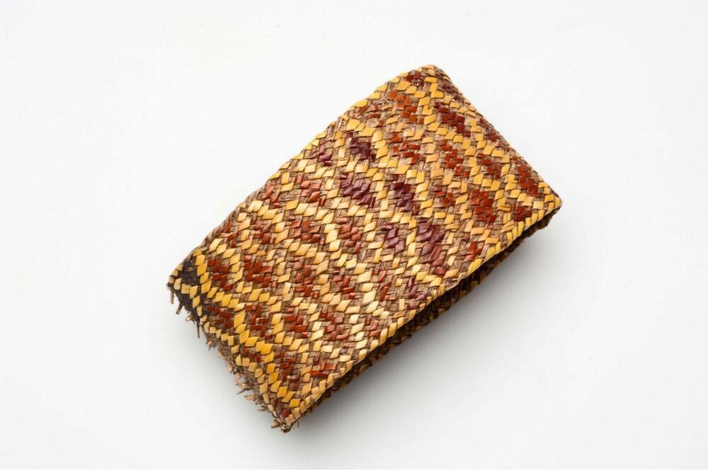 Gevlochten bovenarmband