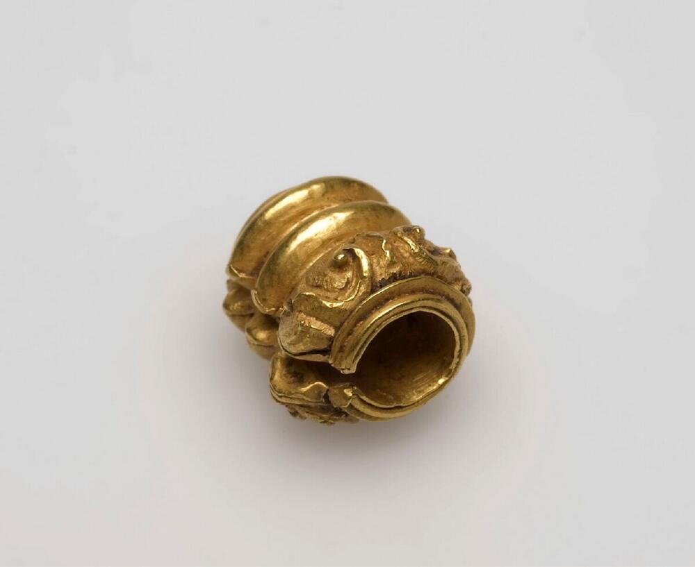 Onderdeel van een gouden sieraad
