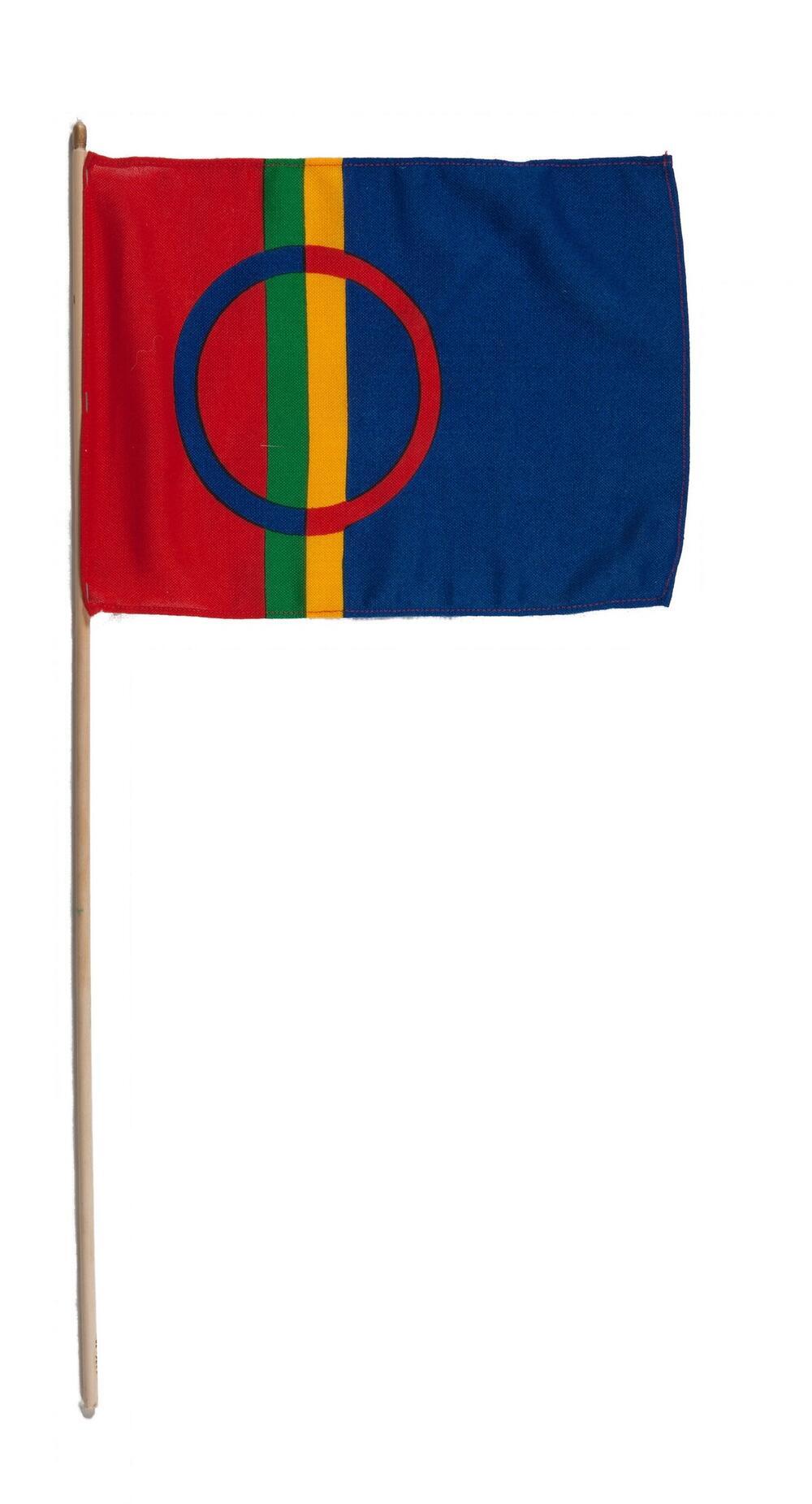 Samische vlag op stok