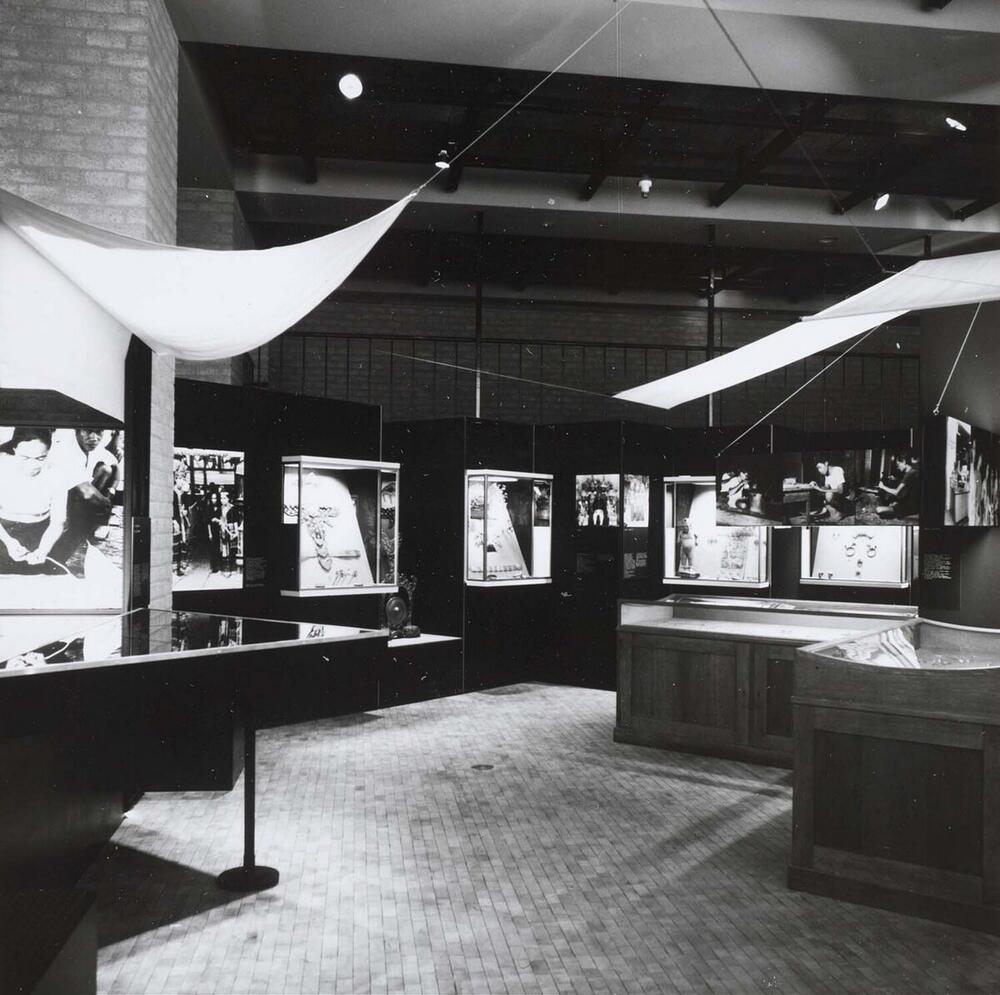 Tentoonstelling 'Indonesische sieraden, oud en nieuw' in het Tropenmuseum