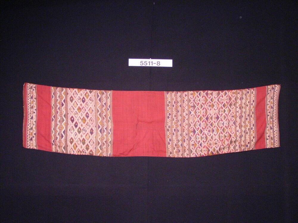 Zijden schouderdoek voor ceremonieel gebruik