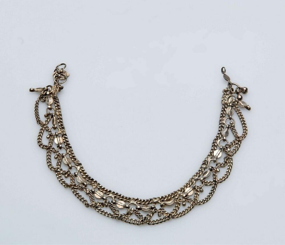 Schakelketting van blank metaal