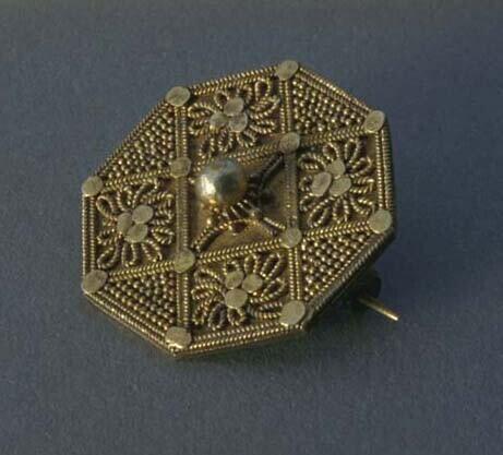 Verguld zilveren broche