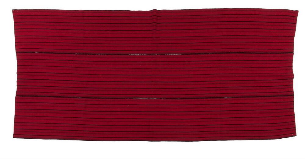Wrap-around skirt (enredo)