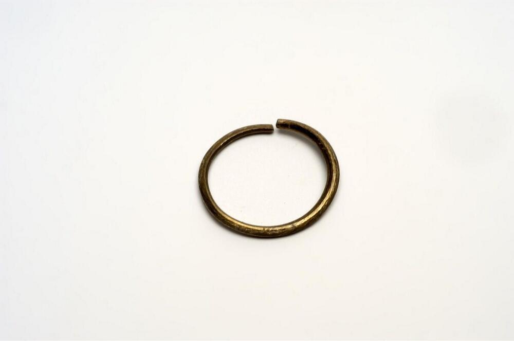 Kleine messing oorring