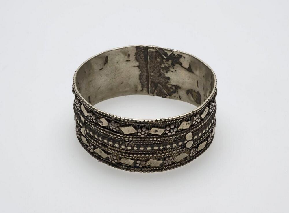 Armband voor om de bovenarm