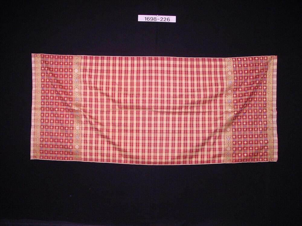 Zijden lendedoek met gouddraadweefsel
