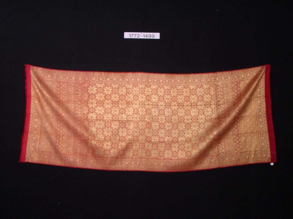 Zijden schouderdoek met ingeweven gouddraad