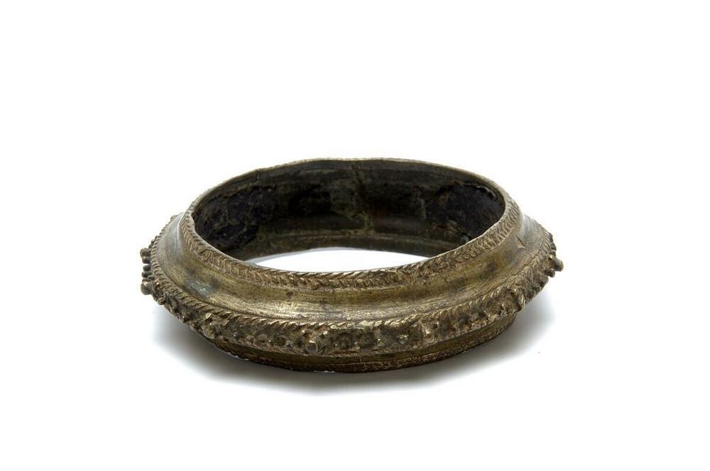 Messing bovenarmring