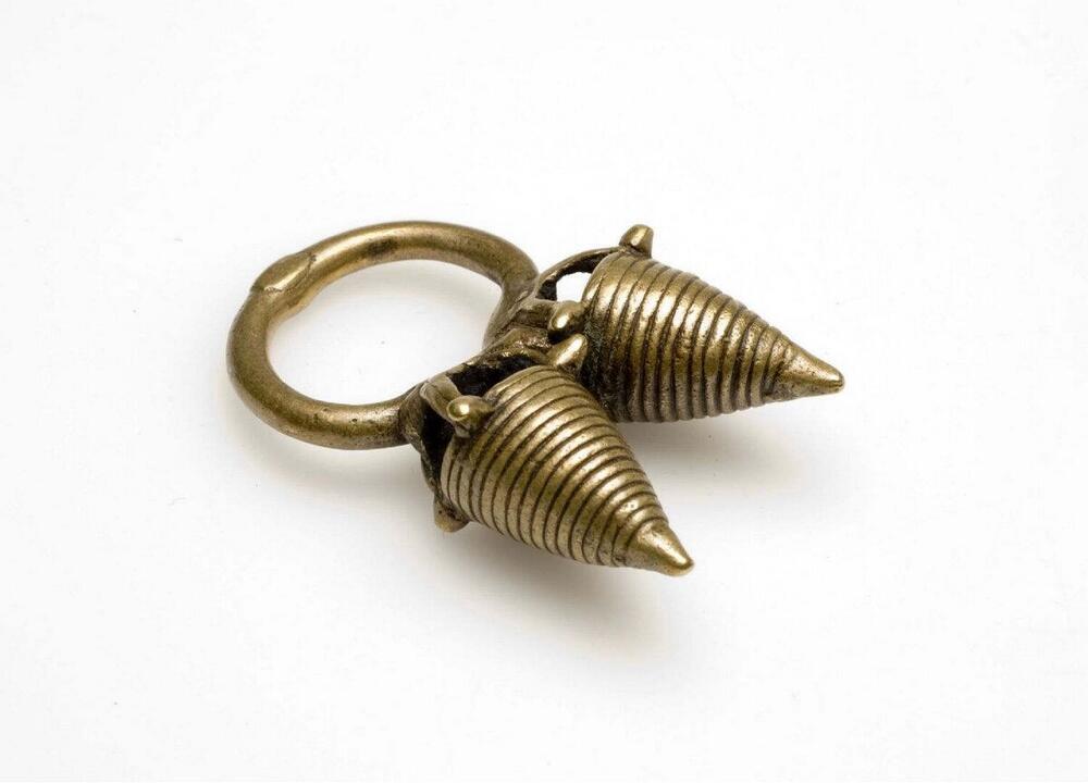 Koperen ring met geneeskrachtige en beschermende werking
