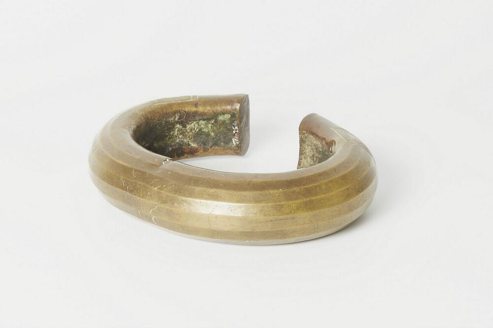 Halsband van de vrouw van een chief?