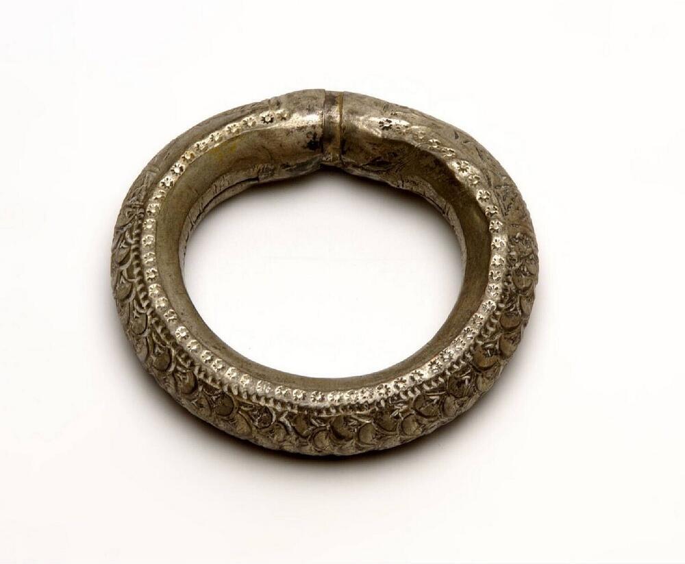 Bracelet (silver)