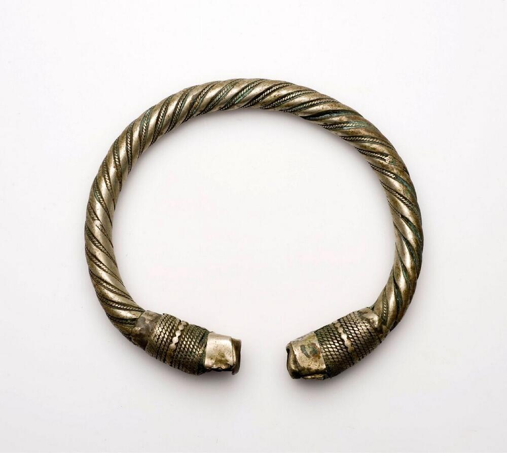 Zilveren enkelband