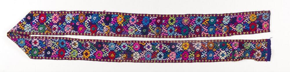 Blauwe haarband met geometrische motieven