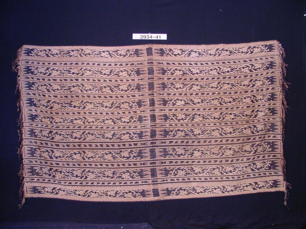 Katoenen schouderdoek in schering-ikat, vermoedelijk voor mannen