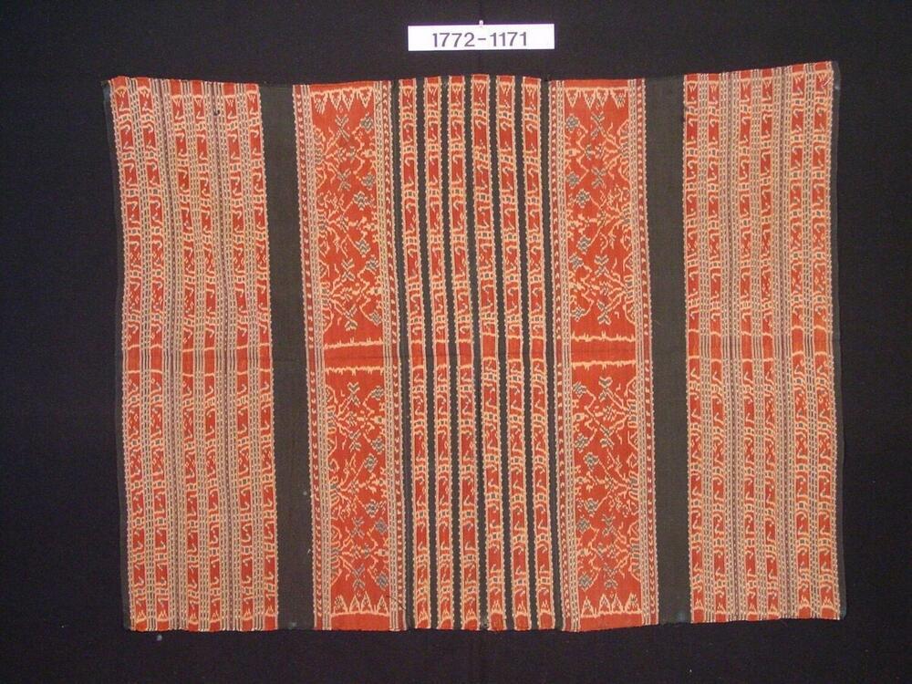 Kokerrok met ornament in scheringikat
