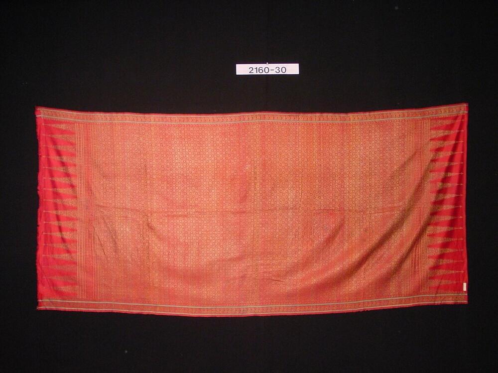 Silk shoulder cloth