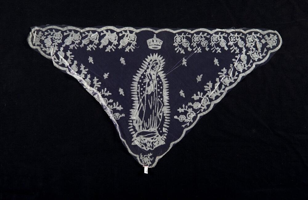 Sierdoek met religieuze opdruk