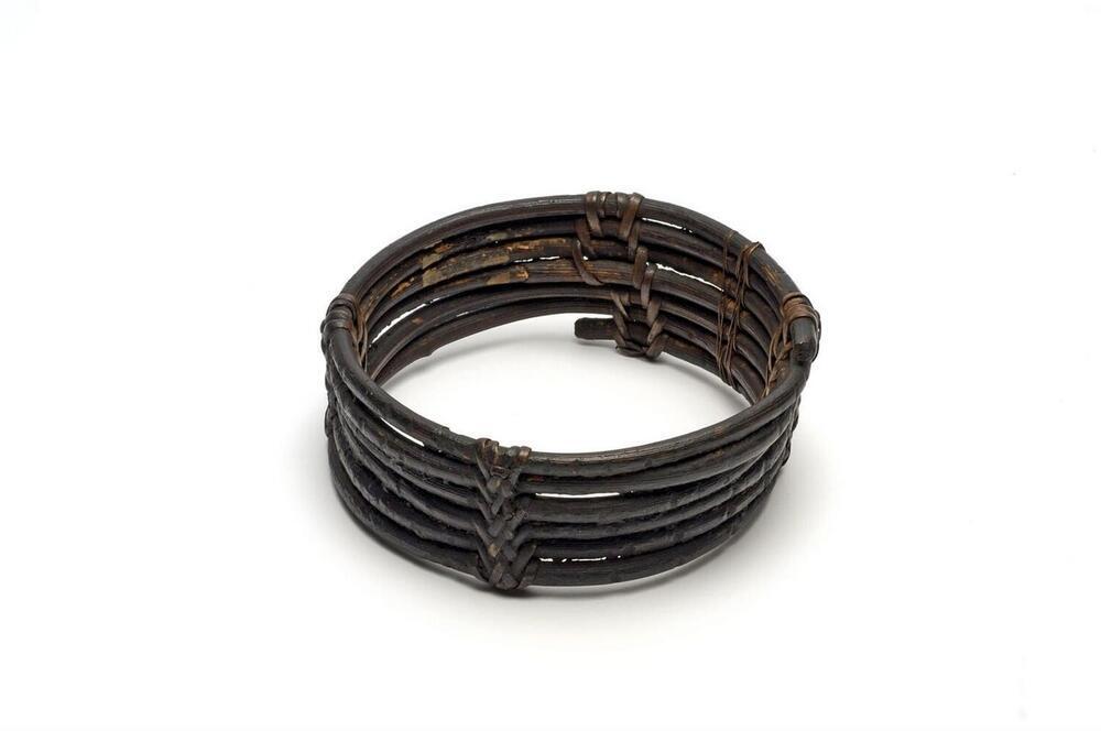 Gevlochten armband van rotan