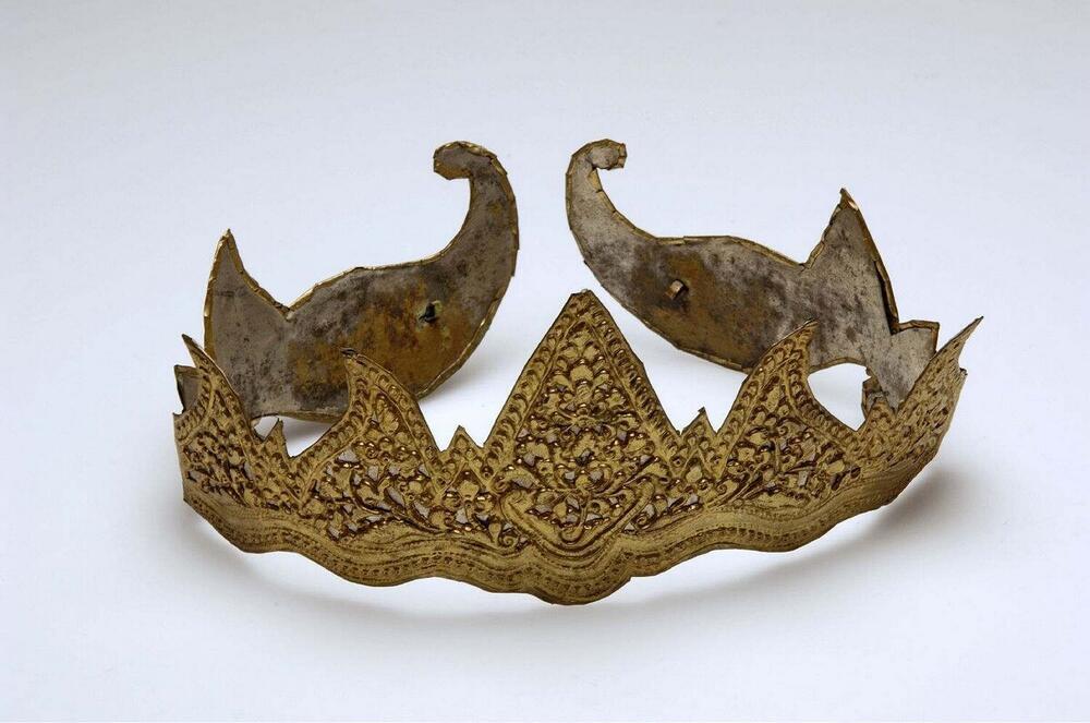 Diadeem van bladgoud voor een bruid
