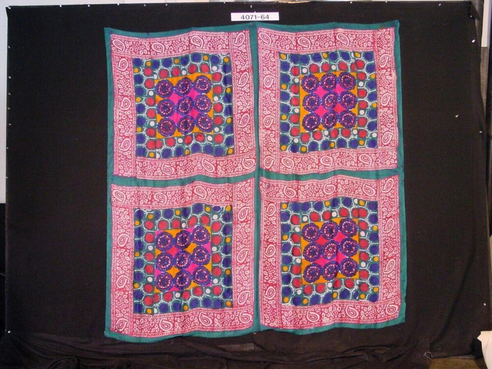 Gekleurde vrouwenomslagdoek van kunstzijde