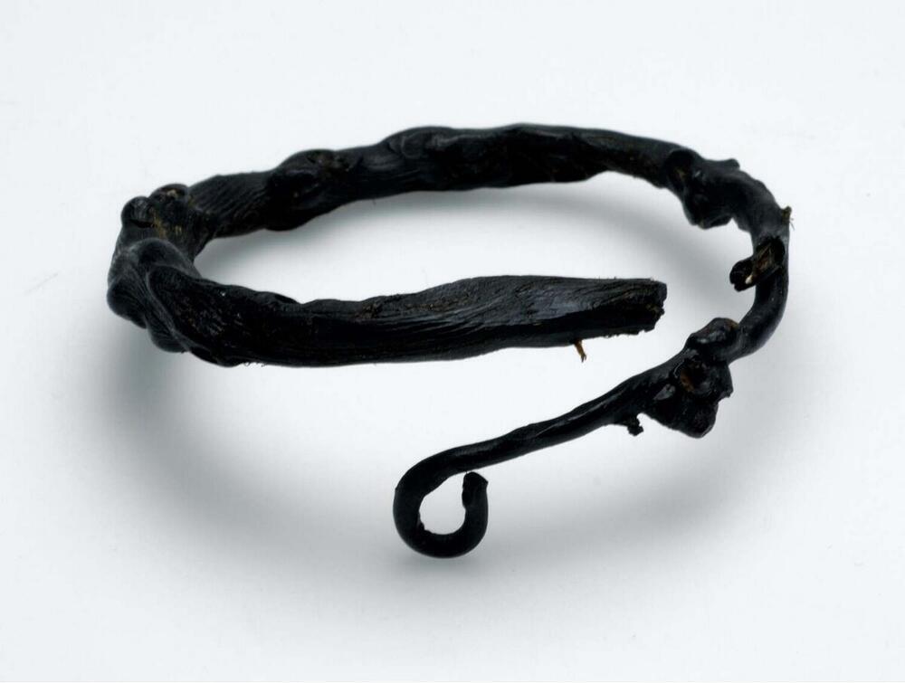 Armband van akar bahar