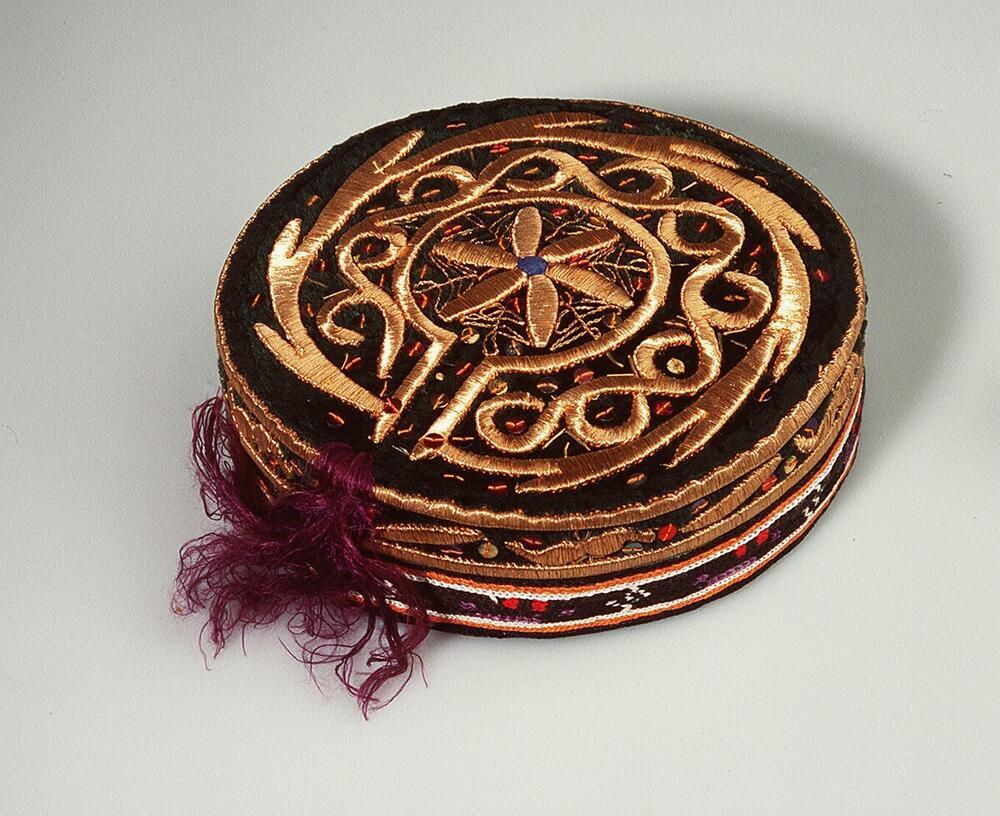 Cap for a woman