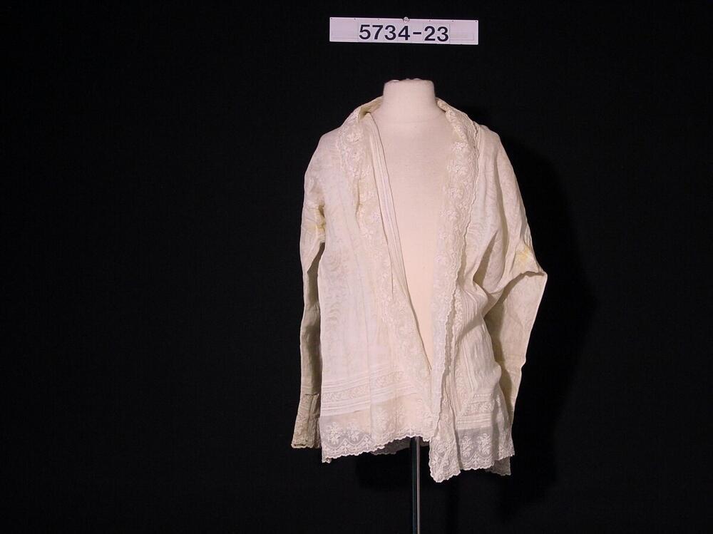 Blouse van katoen, afgezet met kant