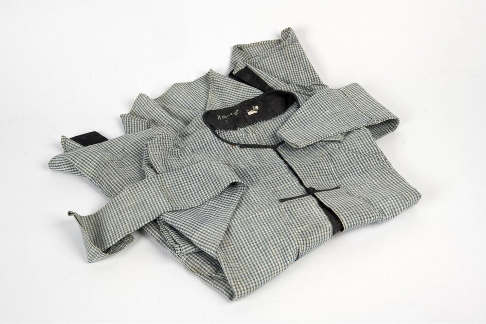 Katoenen blouse, onderdeel van de kleding van een Chinese arbeider