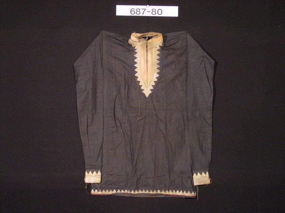 Vrouwenblouse van zwart katoen