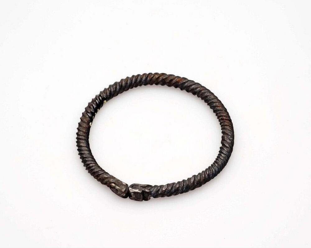 IJzeren armband