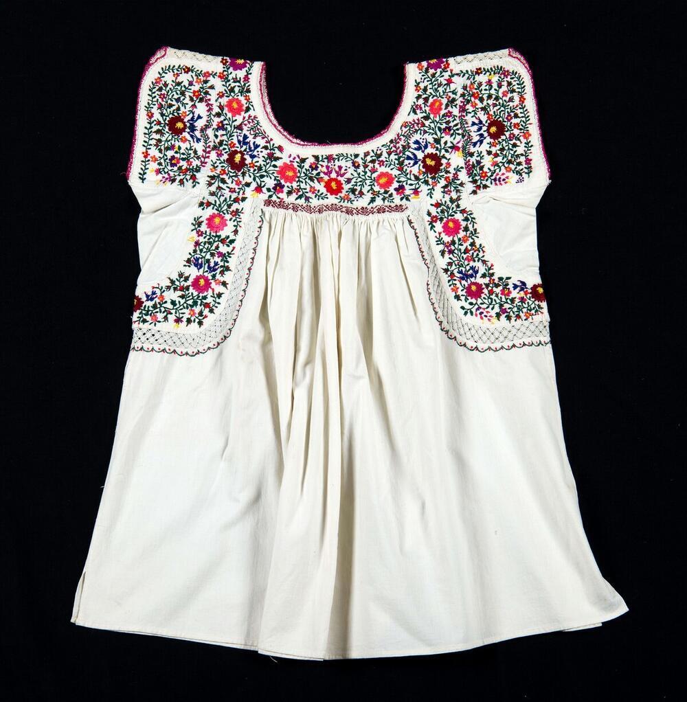 Women's blouse (camisa)