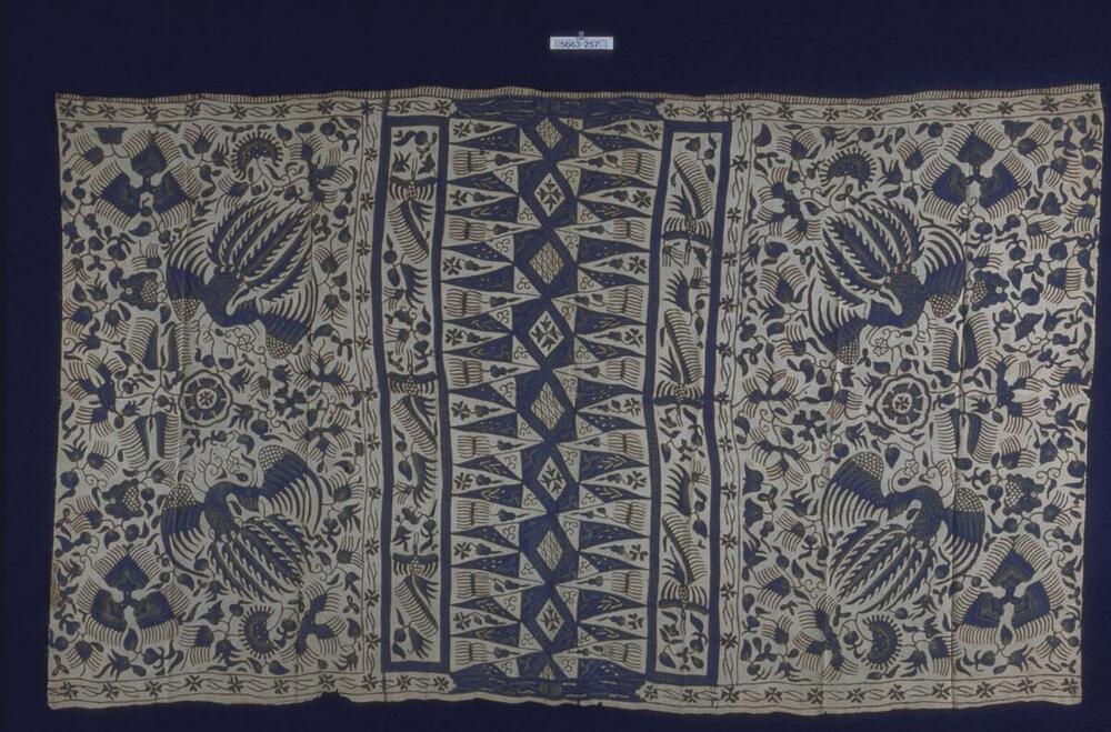 Kokerrok met Chinese bloemen en (fabel)vogels