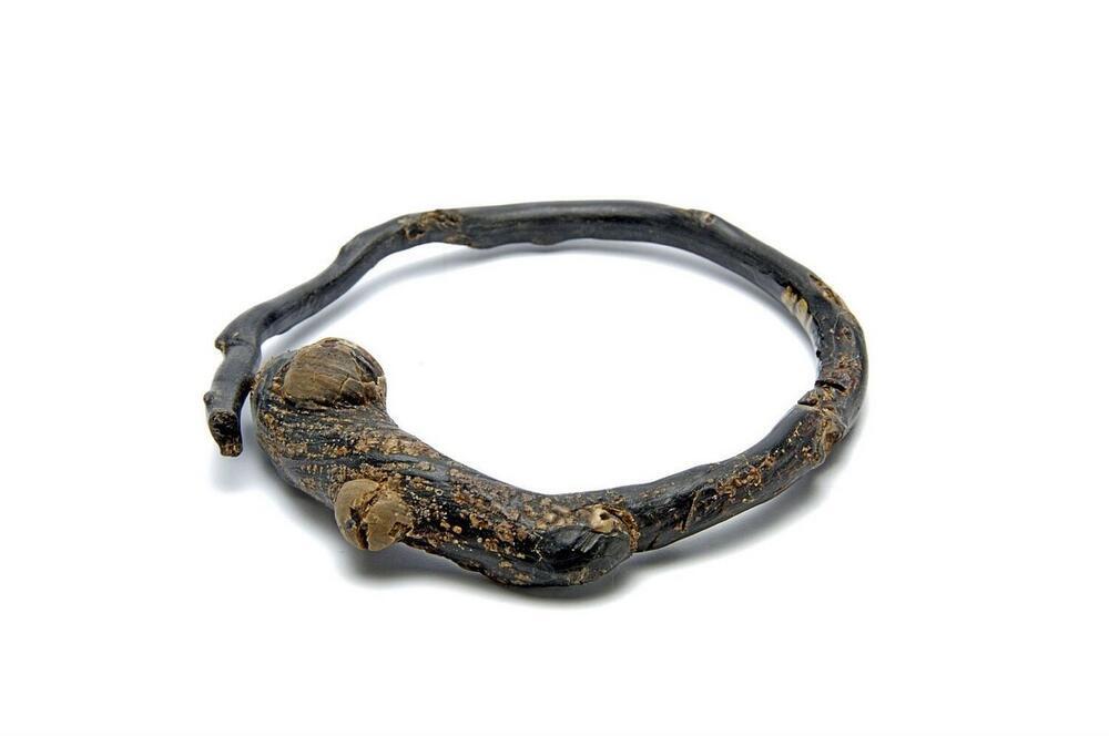 Polsring van akar bahar