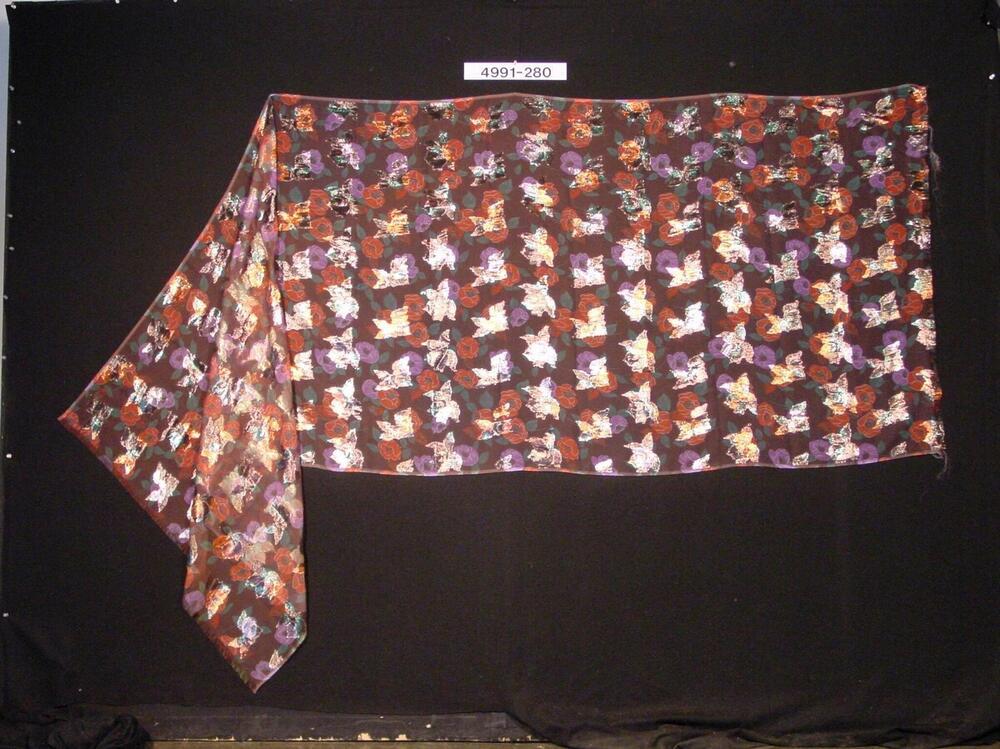 Lap voile van kunstvezel om kleding van te maken