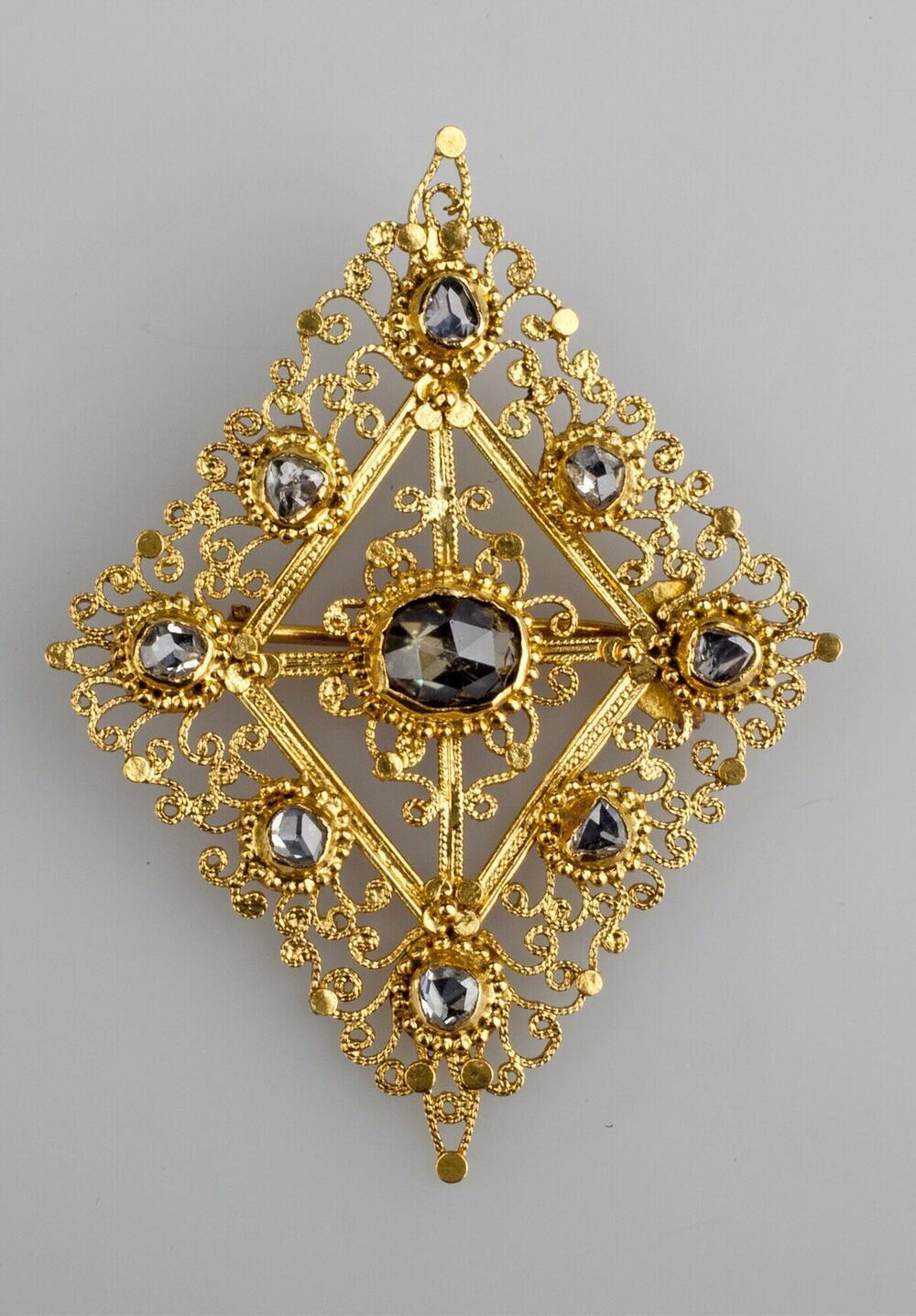 Brooch