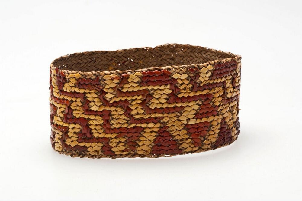 Armband van gevlochten rotan