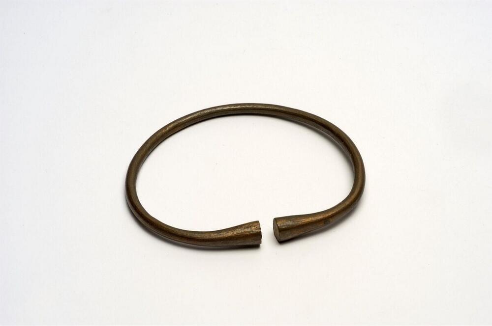 Koperen armband voor jonge meisjes
