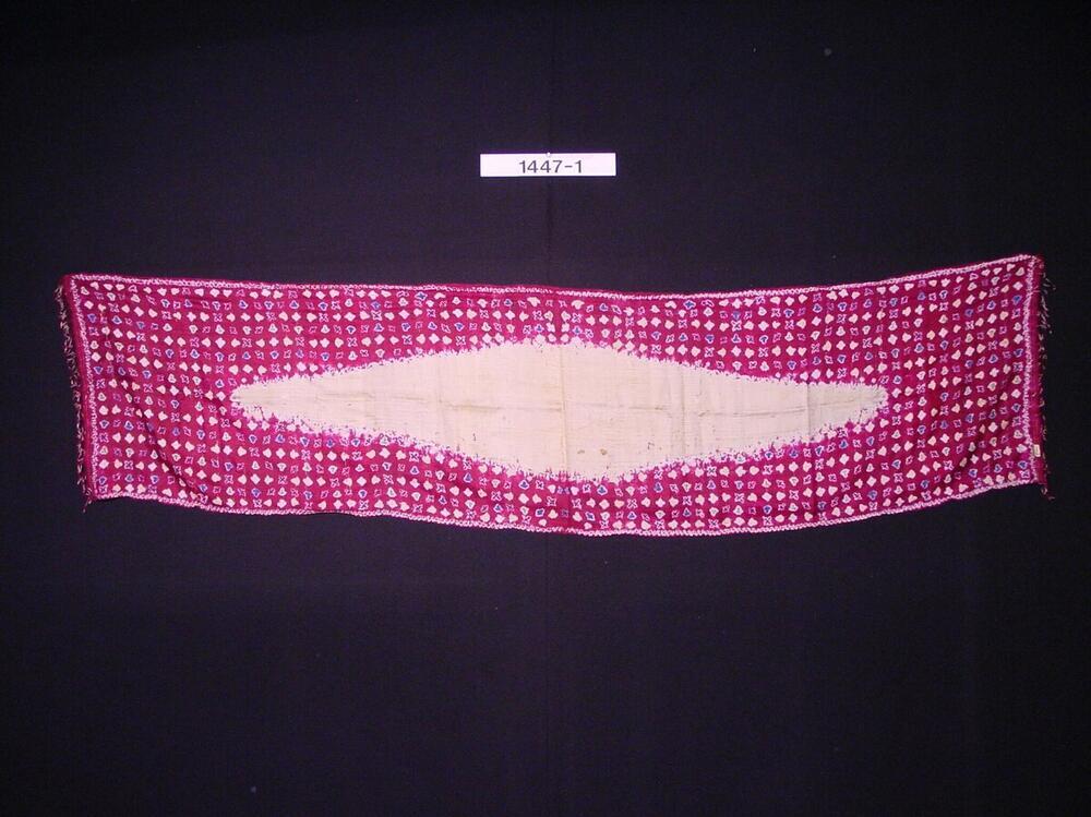 Zijden omslagdoek of schouderdoek