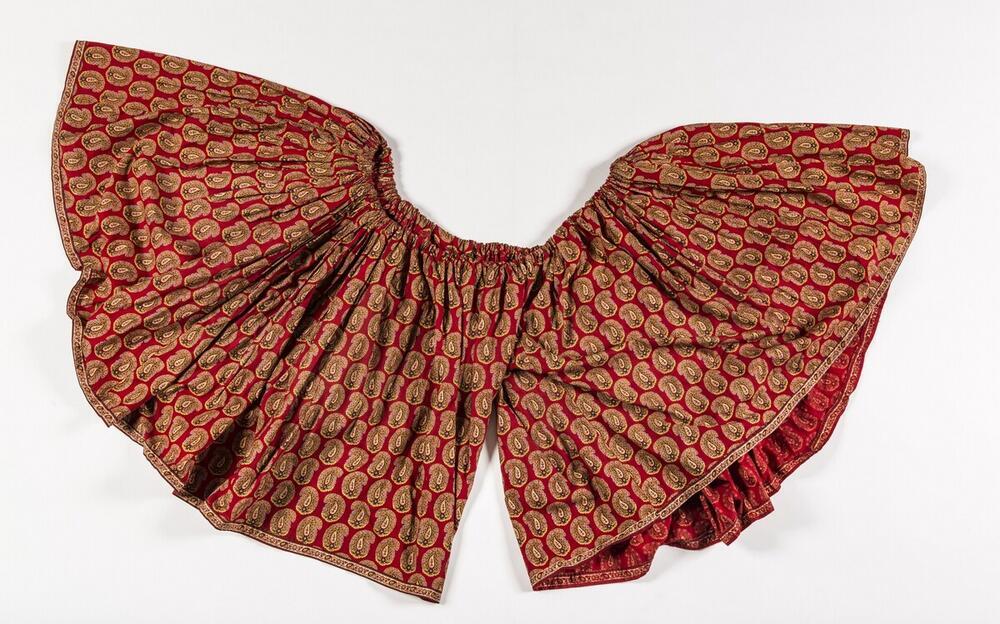 Woman's skirt/trousers