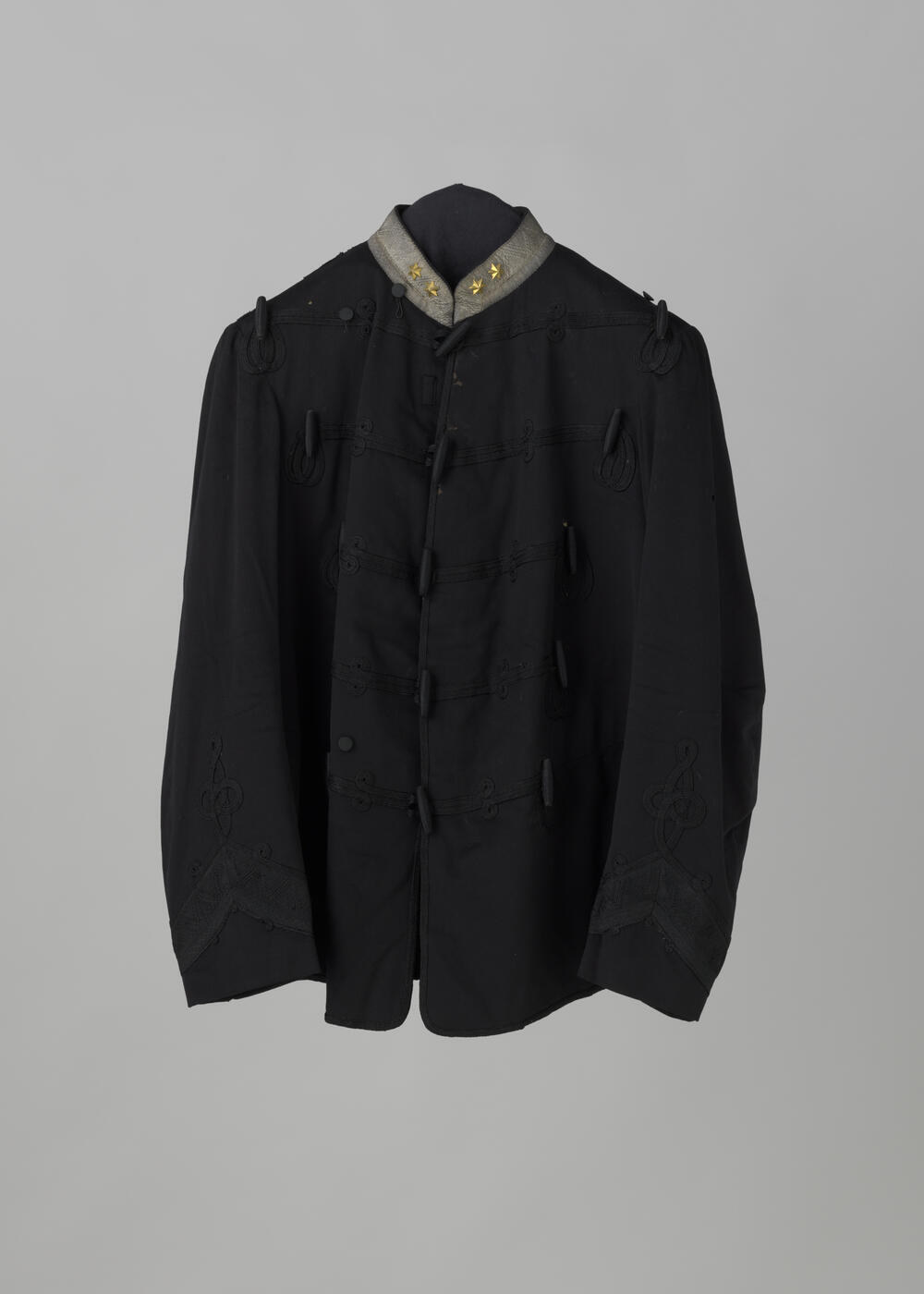Uniformjas behorend bij het uniform van F.W.R. baron Bentinck tot Schoonheten