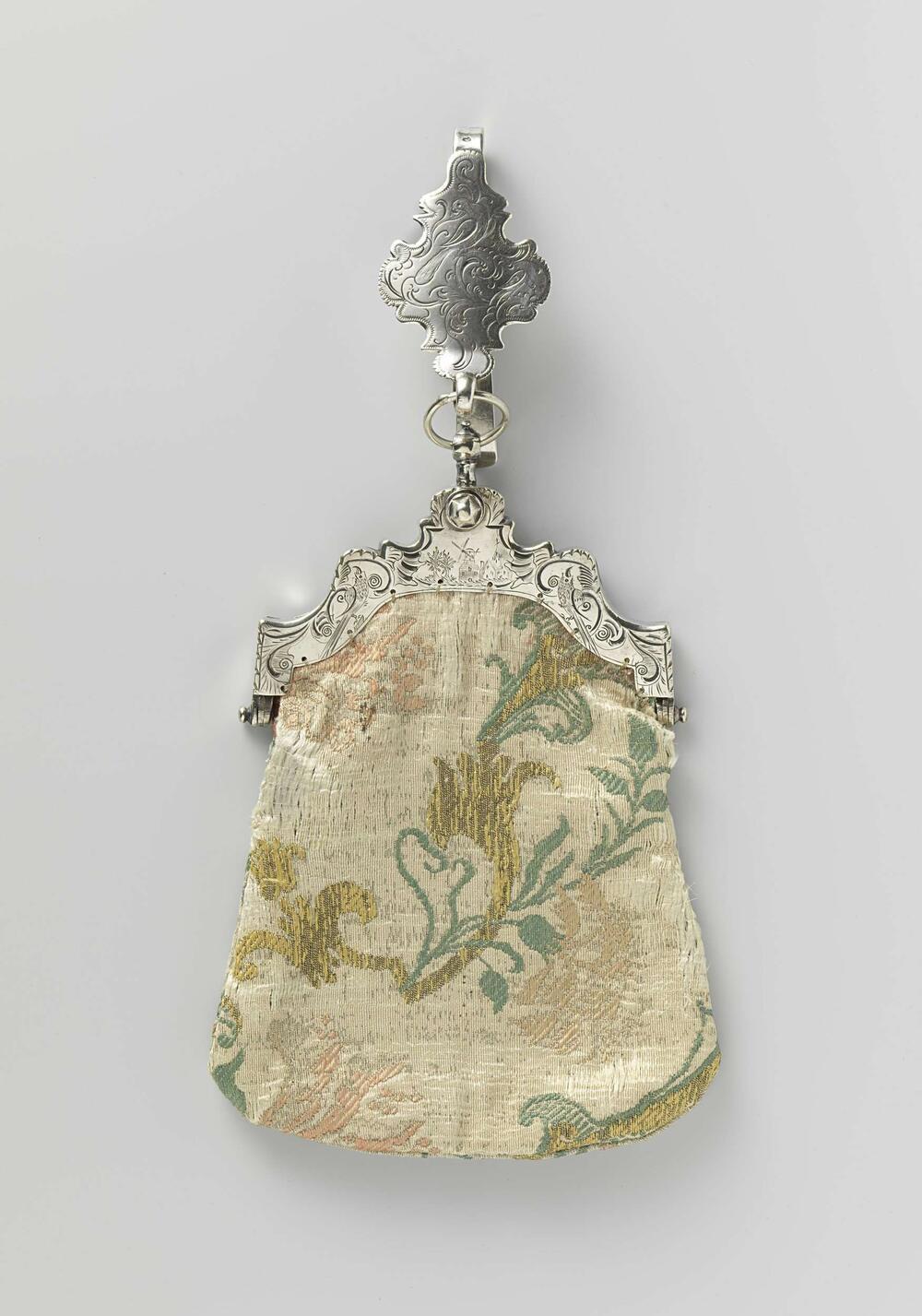 Beugeltas van zilver en zijden brokaat