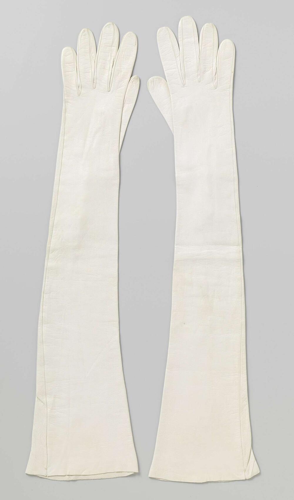 Handschoenen van wit glacéleer