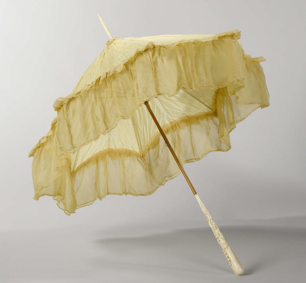 Parasol with handle