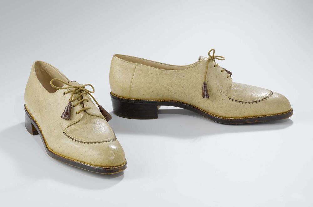 Paar veterschoenen