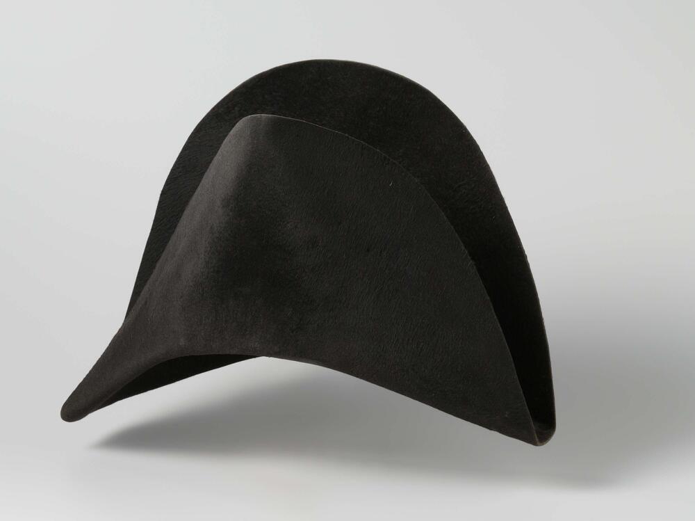 Two-cornered hat (bicorne)