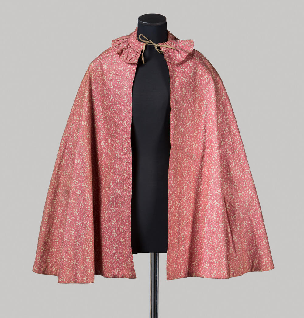 Bedcape