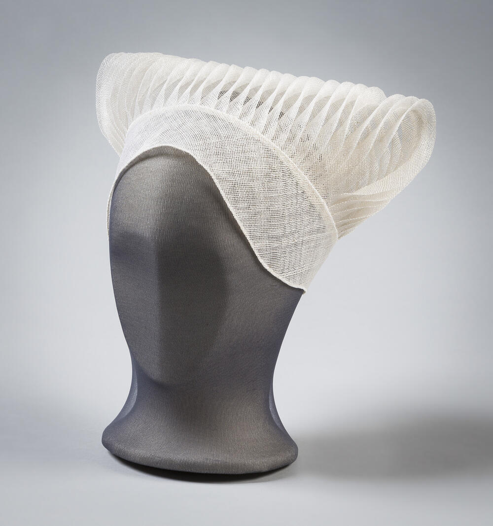 Plooimuts, Nettenboeters outfit, 2008