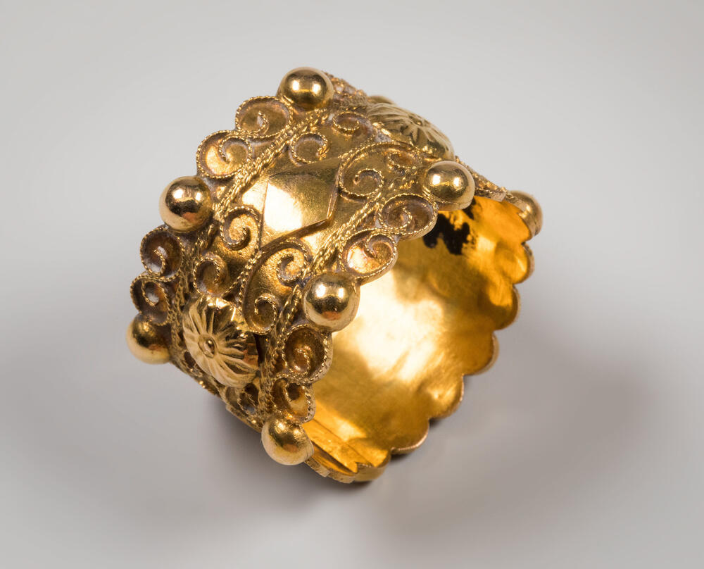 Ring