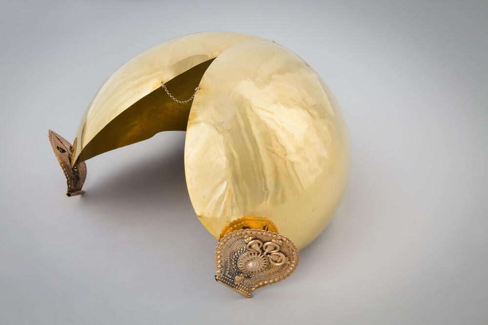 Fries gouden oorijzer